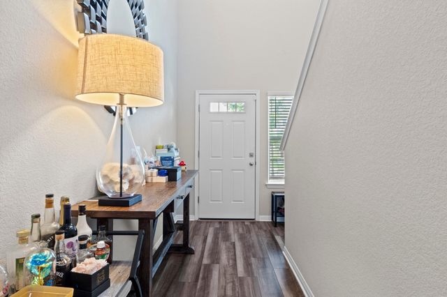 520 Longmount CV, Liberty Hill, TX 78642