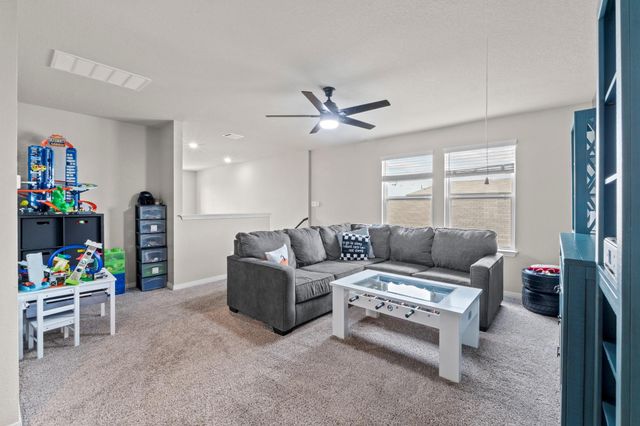 520 Longmount CV, Liberty Hill, TX 78642