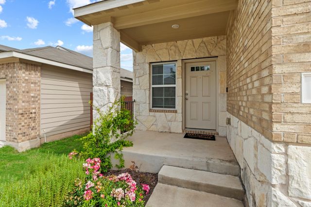 520 Longmount CV, Liberty Hill, TX 78642