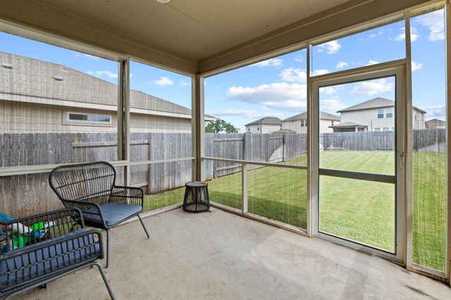 520 Longmount CV, Liberty Hill, TX 78642