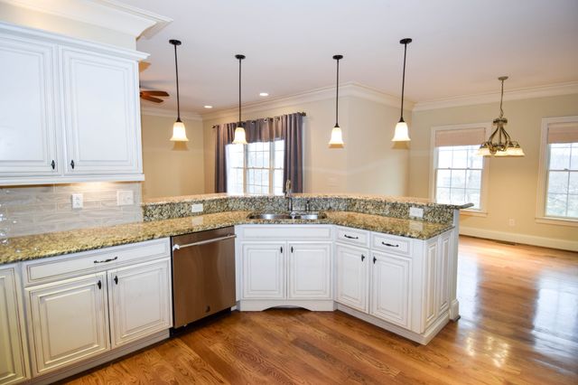 1273 Potter Ln, Gallatin, TN 37066