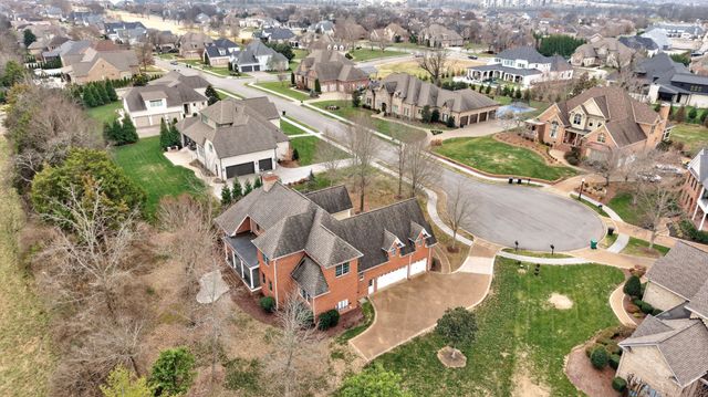 1273 Potter Ln, Gallatin, TN 37066