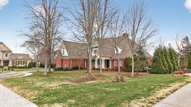 1273 Potter Ln, Gallatin, TN 37066