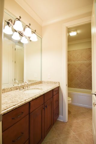 1273 Potter Ln, Gallatin, TN 37066