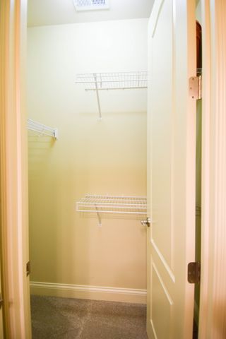 1273 Potter Ln, Gallatin, TN 37066