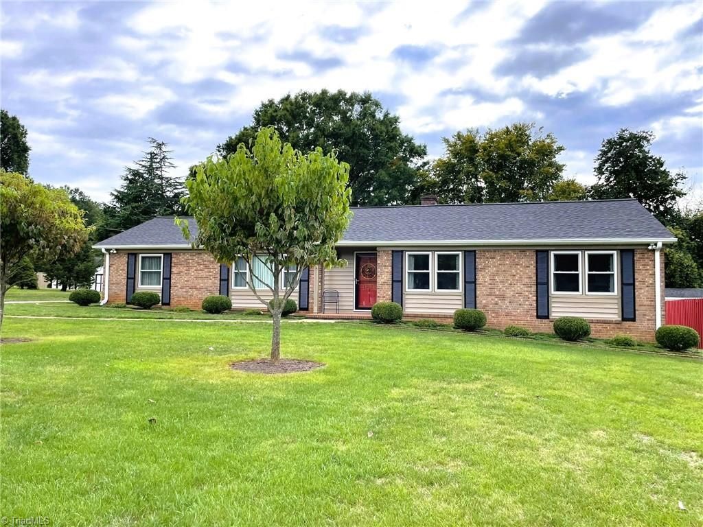 1307 Fleming Road, Greensboro, NC 27410