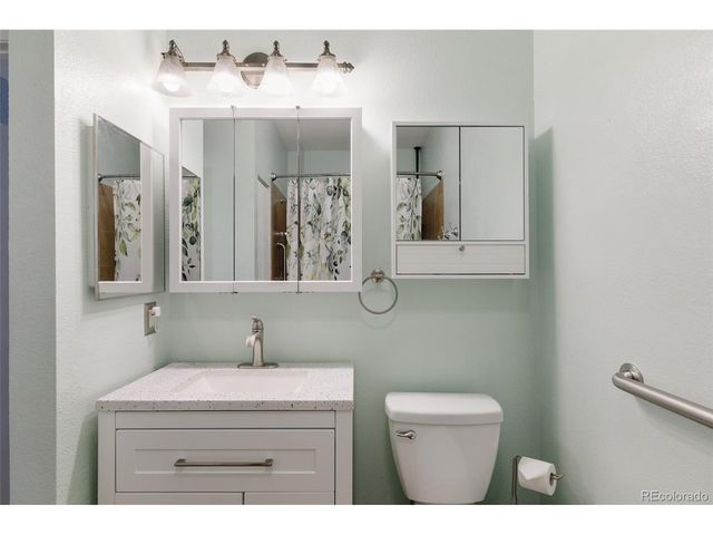 4760 S Wadsworth Blvd M106, Littleton, CO 80123