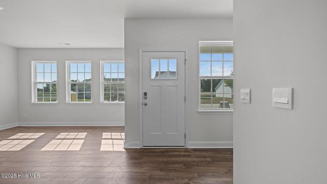 235 Lake Tyler Drive, New Bern, NC 28560