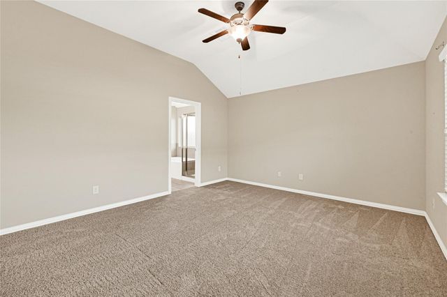 2762 Donellan Dr, Houston, TX 77088