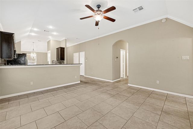 2762 Donellan Dr, Houston, TX 77088