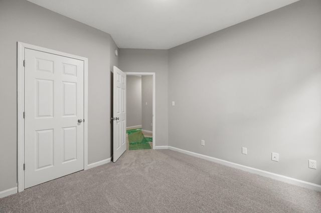 672 Danby Woods Drive, Lexington, KY 40509