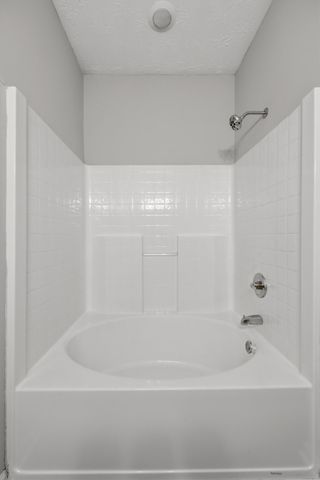 672 Danby Woods Drive, Lexington, KY 40509