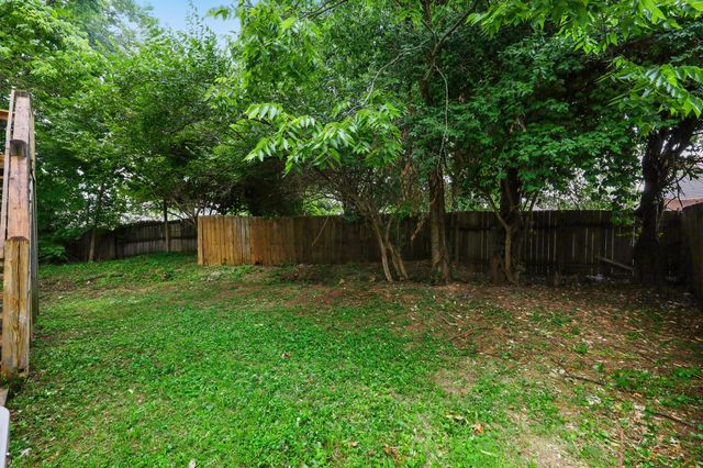 672 Danby Woods Drive, Lexington, KY 40509