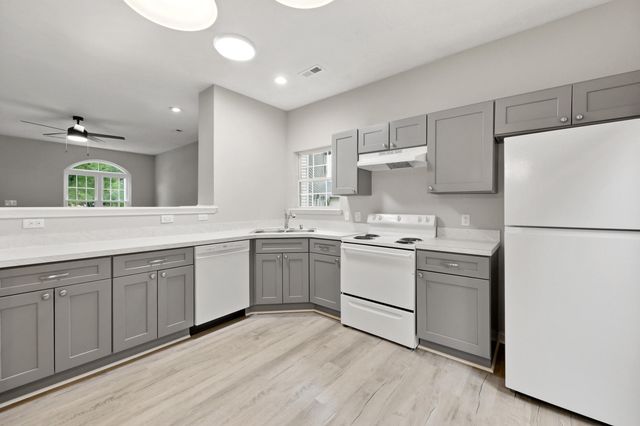 672 Danby Woods Drive, Lexington, KY 40509