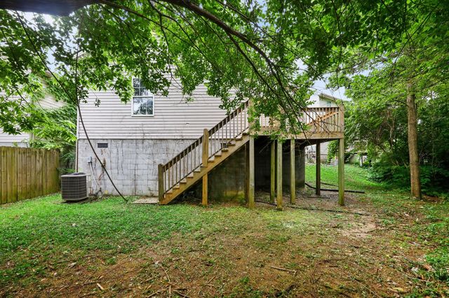 672 Danby Woods Drive, Lexington, KY 40509