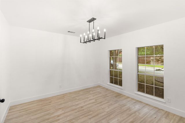 7323 Highland Heather Lane, Dallas, TX 75248