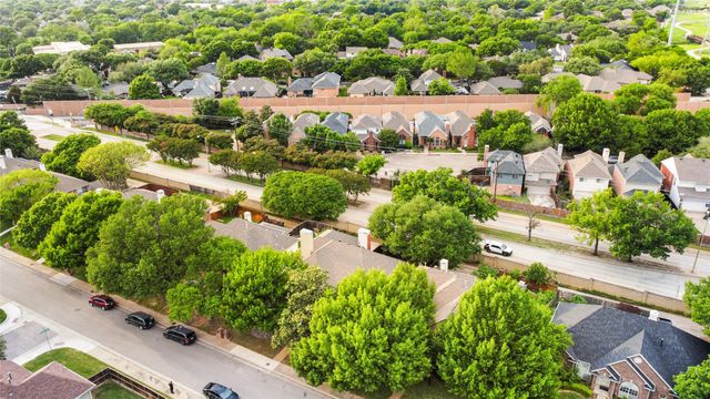 7323 Highland Heather Lane, Dallas, TX 75248