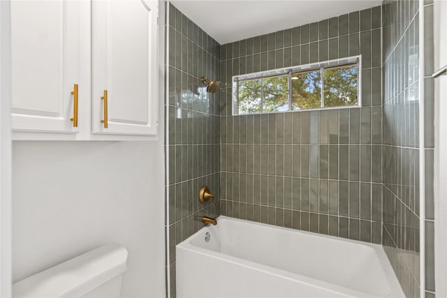 7323 Highland Heather Lane, Dallas, TX 75248