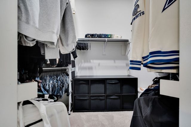 208 Claywood Drive, Glenn Heights, TX 75154