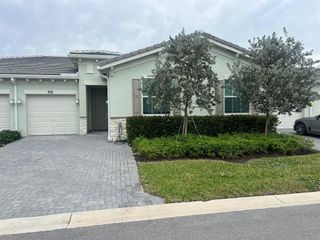 7011 Peters Lane, Delray Beach, FL 33446