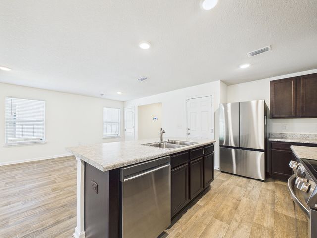 691 Earl Godwin Road, Freeport, FL 32439