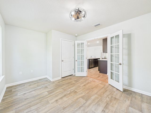 691 Earl Godwin Road, Freeport, FL 32439