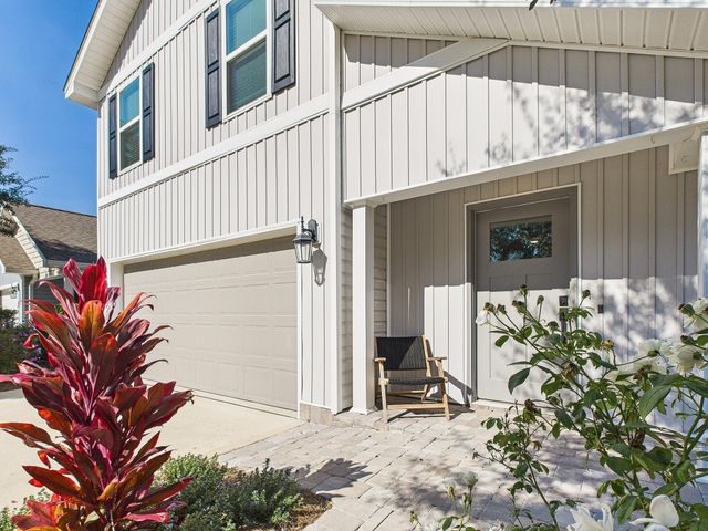 691 Earl Godwin Road, Freeport, FL 32439