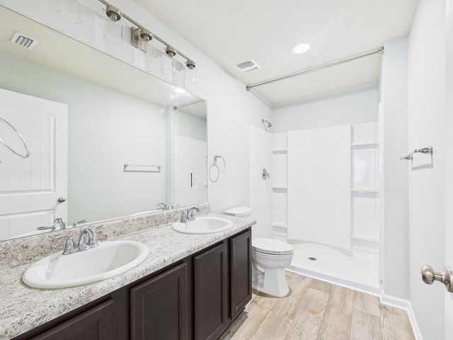 691 Earl Godwin Road, Freeport, FL 32439