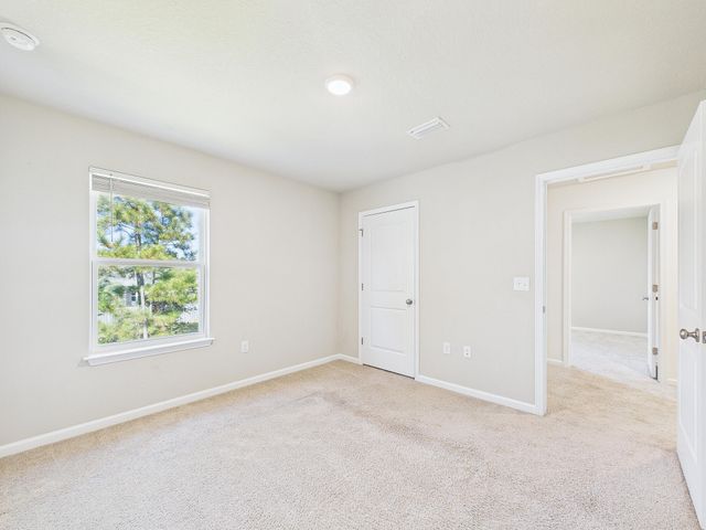 691 Earl Godwin Road, Freeport, FL 32439