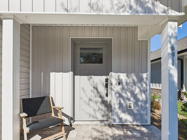 691 Earl Godwin Road, Freeport, FL 32439