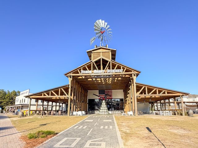 691 Earl Godwin Road, Freeport, FL 32439