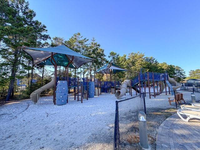 691 Earl Godwin Road, Freeport, FL 32439