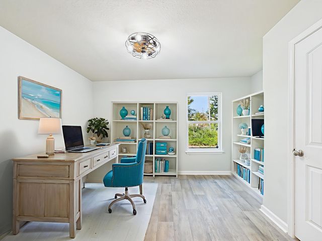 691 Earl Godwin Road, Freeport, FL 32439