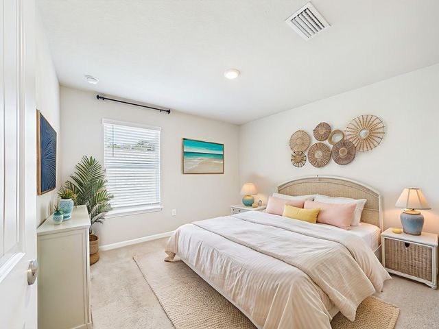 691 Earl Godwin Road, Freeport, FL 32439