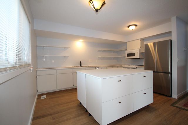 5545 Shorewood Lane, Excelsior, MN 55331