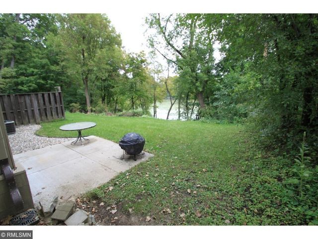 5545 Shorewood Lane, Excelsior, MN 55331