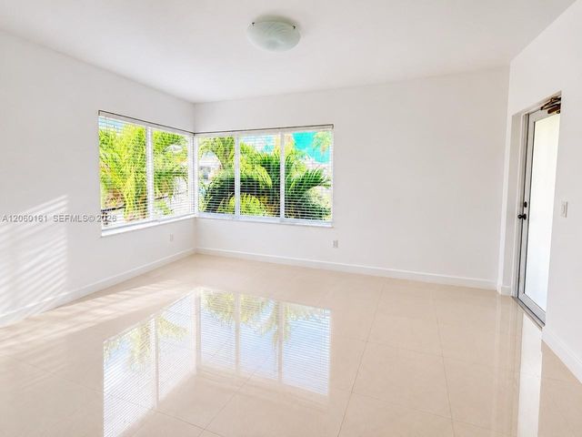 1025 94th St 12, Bay Harbor Islands, FL 33154
