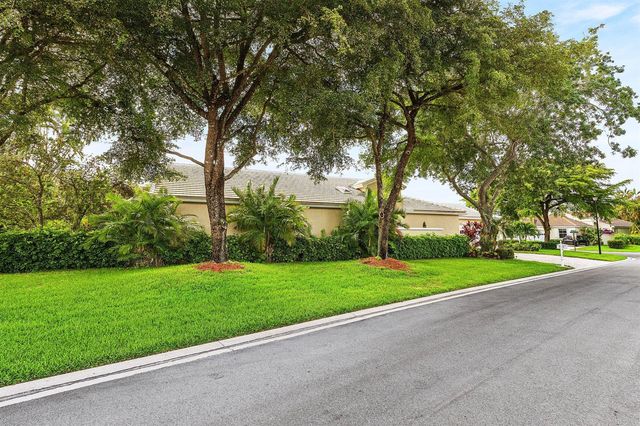 4510 Kensington Park Way, Wellington, FL 33449