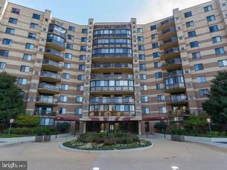 8380 GREENSBORO DR #519, Mclean, VA 22102