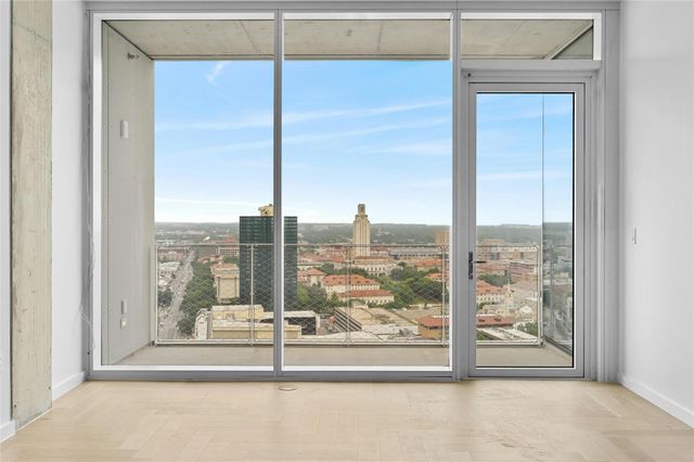 313 W 17th ST 2402, Austin, TX 78701