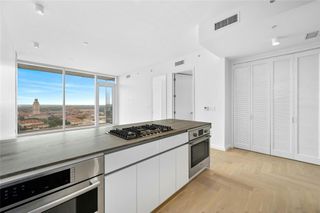 313 W 17th ST 2402, Austin, TX 78701