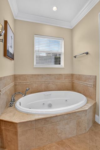 899 Granada Drive, Boca Raton, FL 33432