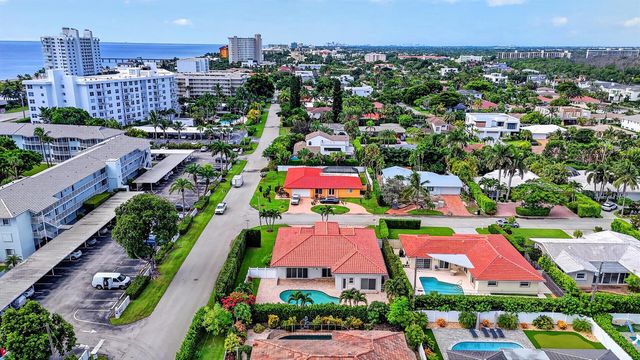 899 Granada Drive, Boca Raton, FL 33432
