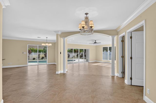 899 Granada Drive, Boca Raton, FL 33432