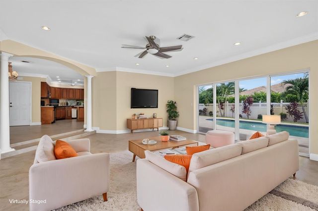 899 Granada Drive, Boca Raton, FL 33432