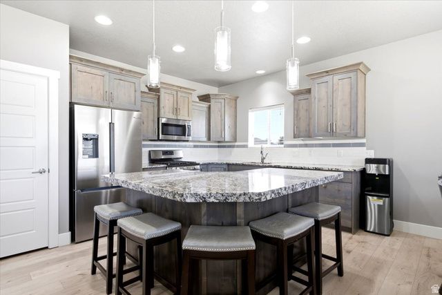 3518 S 4875 W, West Haven, UT 84401