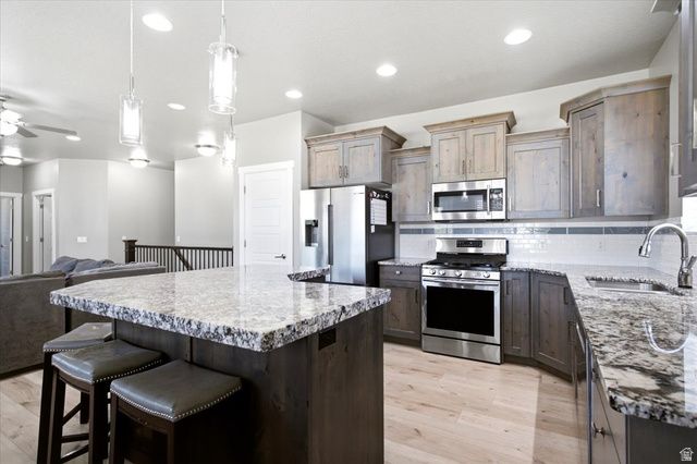 3518 S 4875 W, West Haven, UT 84401
