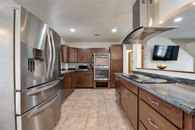 9100 Cedar Trail, Noble, OK 73068