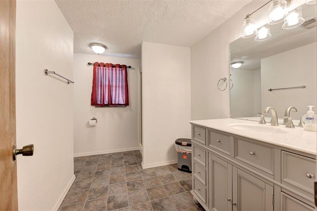 9100 Cedar Trail, Noble, OK 73068