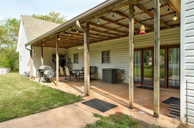 9100 Cedar Trail, Noble, OK 73068